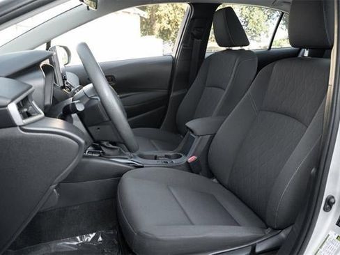 Used 2023 Toyota Corolla LE image 18