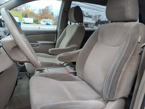 Used 2009 Toyota Sienna LE image 26