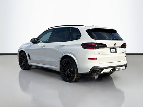 New 2026 BMW X5 M60i image 5