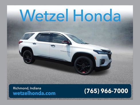 Used 2023 Chevrolet Traverse Premier w/ Redline Edition FWD image 1