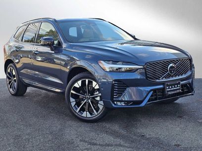 New 2026 Volvo XC60 B5 Plus w/ Protection Package Premier