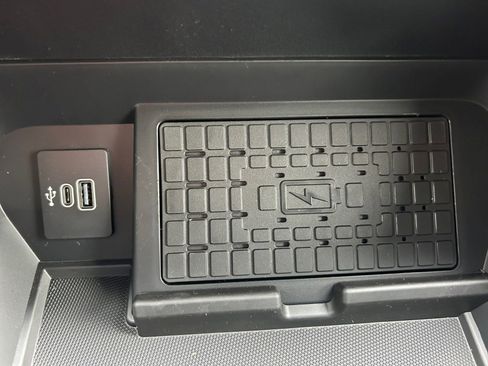 New 2025 Ford F150 XLT w/ Equipment Group 303A High image 18