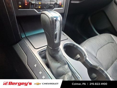 Used 2017 Ford Explorer XLT w/ Equipment Group 202A image 18