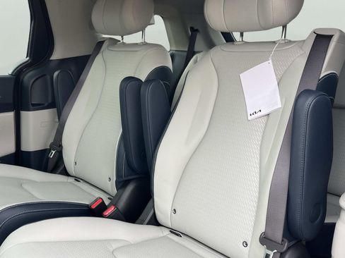 New 2026 Kia Carnival SX Prestige image 25