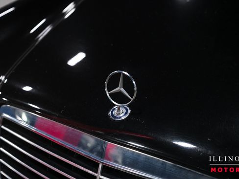 Used 1999 Mercedes-Benz E 320 Sedan image 13