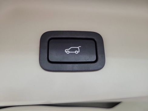 Used 2021 Land Rover Range Rover Westminster Edition image 31