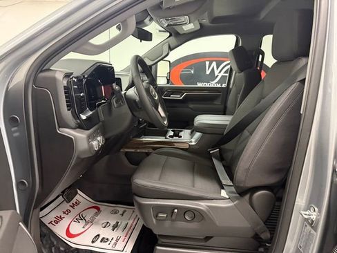 New 2026 GMC Sierra 3500 SLE w/ SLE Convenience Package image 11