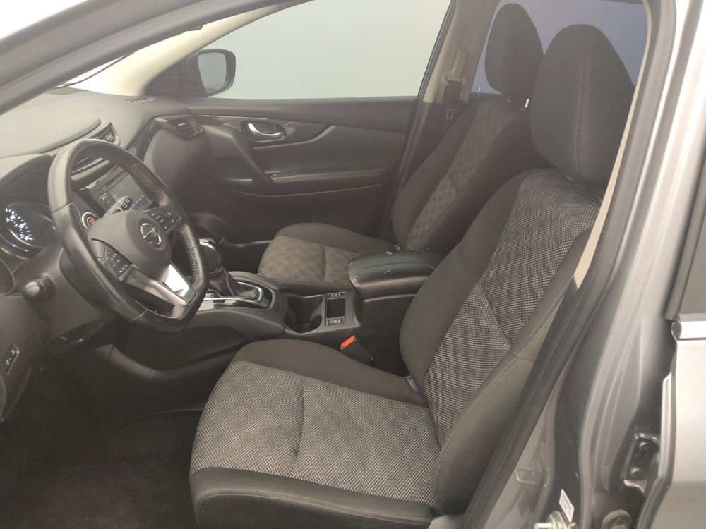 Used 2019 Nissan Rogue Sport SV w/ Technology Package FWD image 17