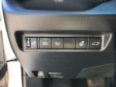 Used 2022 Toyota RAV4 XSE w/ XSE Grade Weather Package AWD/4WD image 17