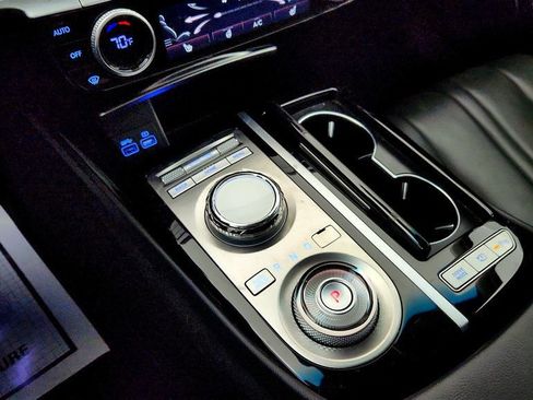 Used 2023 Genesis G80 2.5T image 15