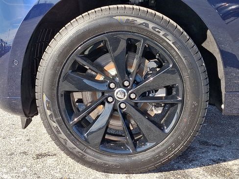 New 2026 Jaguar F-PACE R-Dynamic S image 8