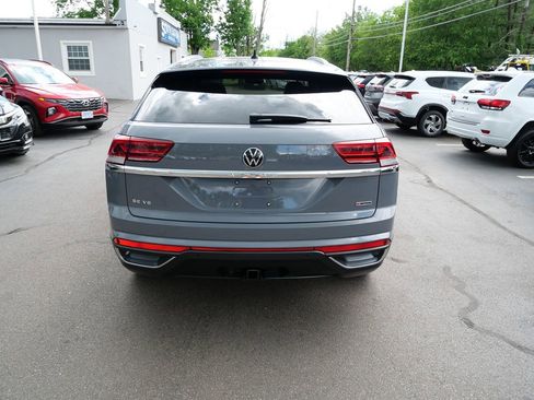 Used 2022 Volkswagen Atlas Cross Sport SE AWD/4WD image 4