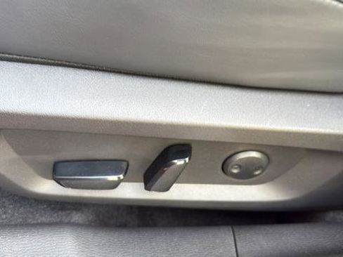 New 2026 Mitsubishi Outlander AWD image 12