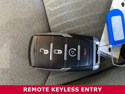 Used 2022 RAM 1500 Big Horn image 32