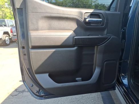 Used 2021 Chevrolet Silverado 1500 RST w/ Convenience Package II AWD/4WD image 19