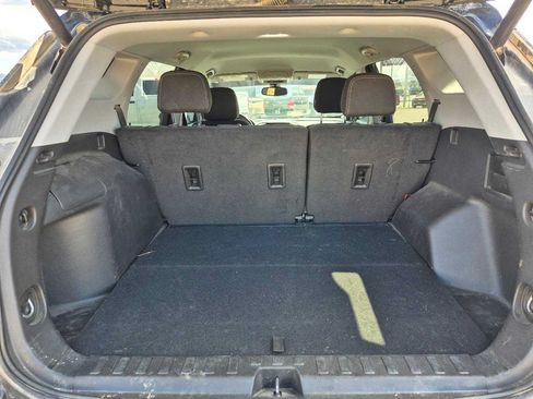 Used 2024 GMC Terrain SLE w/ Driver Convenience Package AWD/4WD image 5