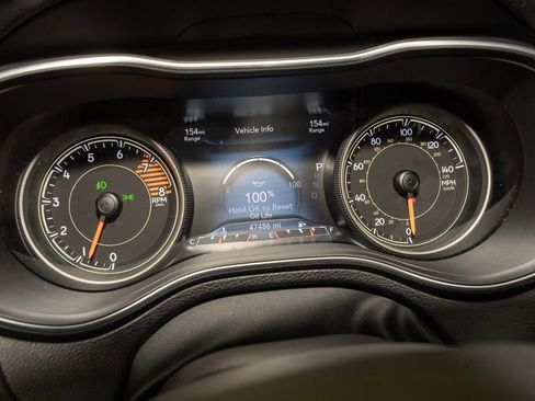 Used 2022 Jeep Cherokee Latitude Lux image 16