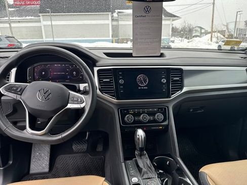Used 2023 Volkswagen Atlas Cross Sport SE w/ Black Wheel Package image 16