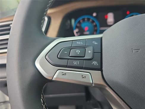 New 2026 Volkswagen Atlas SE image 26