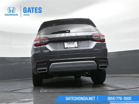 Certified 2025 Honda Pilot Touring image 47