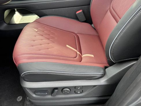 New 2026 INFINITI QX80 Autograph w/ Premium Cargo Package image 16