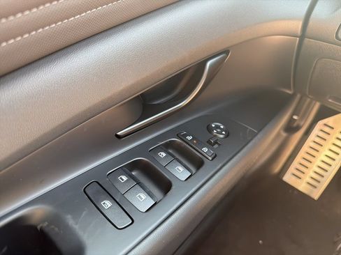New 2026 Hyundai Elantra Sport FWD image 27