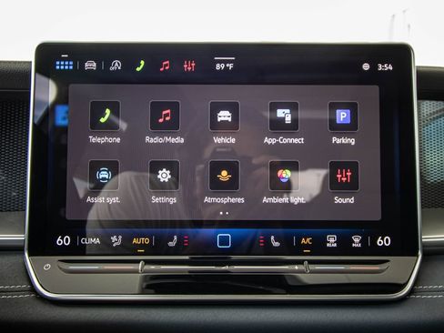 New 2026 Volkswagen Tiguan SE R-Line FWD image 41