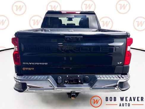 Used 2022 Chevrolet Silverado 1500 LT AWD/4WD image 7