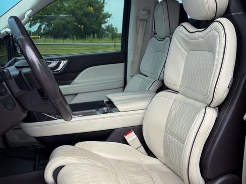 Used 2018 Lincoln Navigator L Black Label AWD/4WD image 27