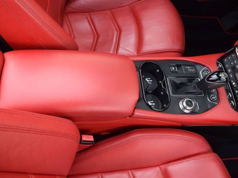 Used 2019 Maserati GranTurismo Sport RWD image 59