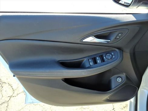 Used 2023 Buick Encore GX Select w/ Sport Touring Package image 23