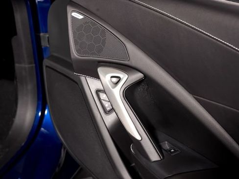 Used 2019 Chevrolet Corvette Stingray Coupe RWD image 59