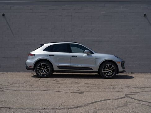 Certified 2026 Porsche Macan image 8