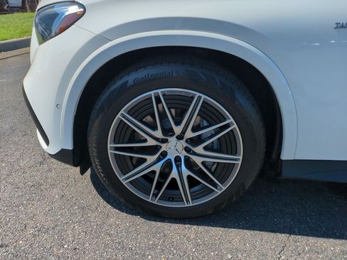 Certified 2024 Mercedes-Benz GLC 43 AMG 4MATIC image 10