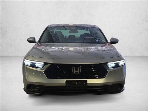Used 2023 Honda Accord LX image 2