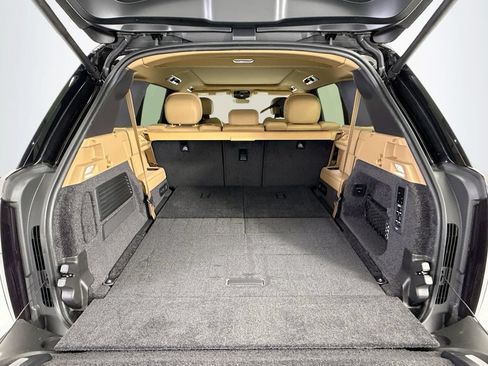 New 2026 Land Rover Range Rover Long Wheelbase SE AWD/4WD image 27