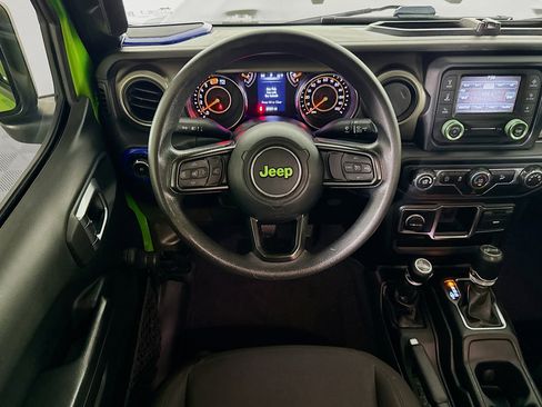 Used 2019 Jeep Wrangler Unlimited Sport AWD/4WD image 16