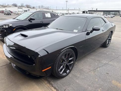 Used 2021 Dodge Challenger R/T w/ Blacktop Package image 3