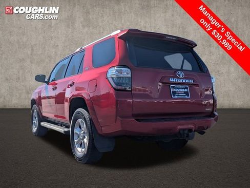 Used 2017 Toyota 4Runner SR5 image 5