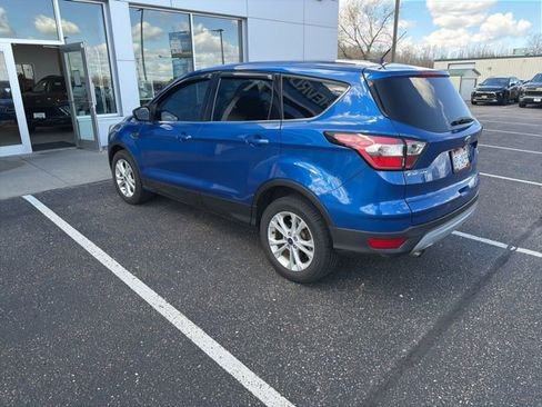 Used 2017 Ford Escape SE w/ SE Cold Weather Package image 2