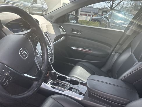 Used 2016 Acura TLX image 8