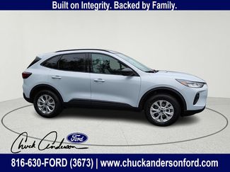 New 2025 Ford Escape Active w/ Tech Pack #1 AWD/4WD video 2