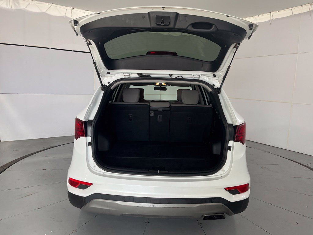 Used 2018 Hyundai Santa Fe Sport AWD/4WD image 12