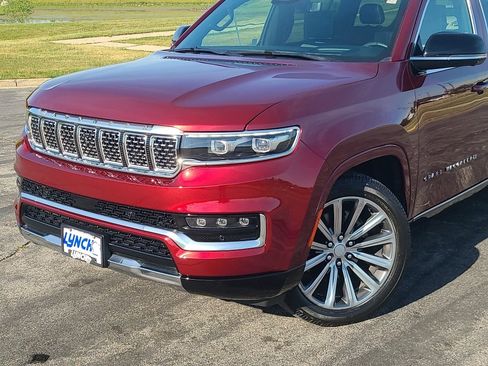 Used 2023 Jeep Grand Wagoneer Series II AWD/4WD image 8