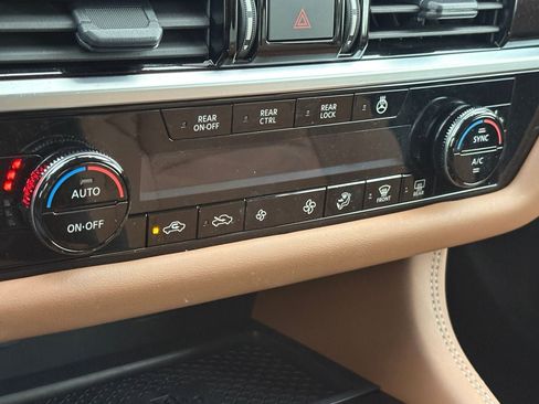 Certified 2025 Nissan Pathfinder Platinum image 26