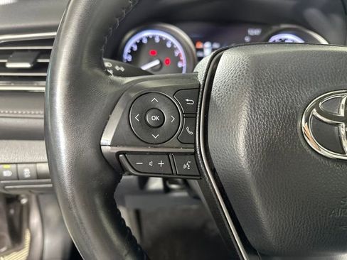 Used 2024 Toyota Camry SE image 15