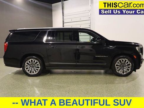 Used 2023 GMC Yukon XL Denali Ultimate image 8