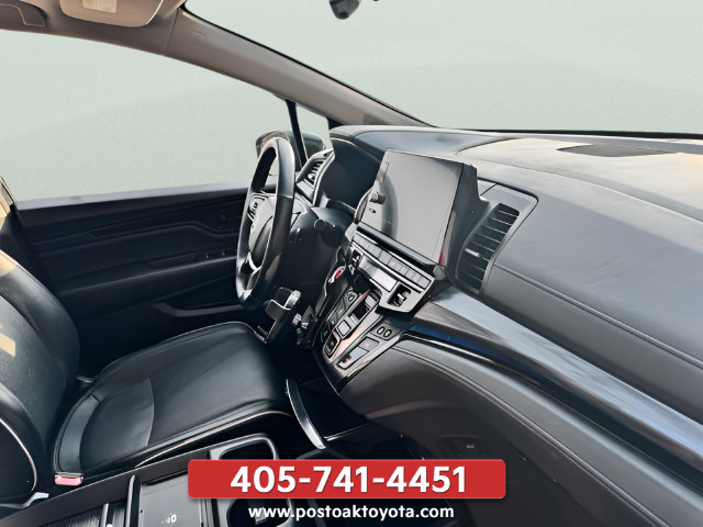 Used 2025 Honda Odyssey Elite image 17