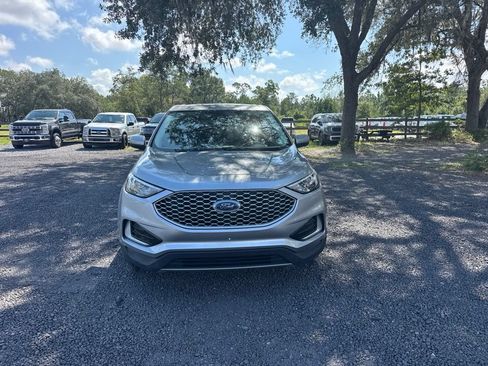 Used 2024 Ford Edge SEL AWD/4WD image 9