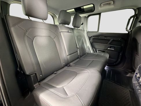 Certified 2025 Land Rover Defender 110 S image 30